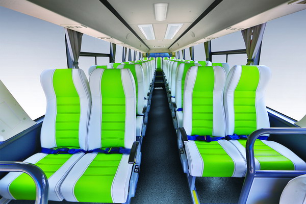 金旅XML6112JEV凱歌系列純電動(dòng)客車