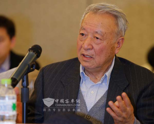 科技部新能源汽車重大項目專家組組長王秉剛