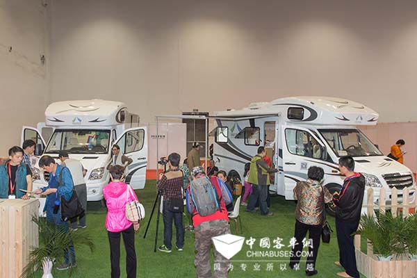 跨界參展  海格房車閃耀第十九屆P&E博覽會