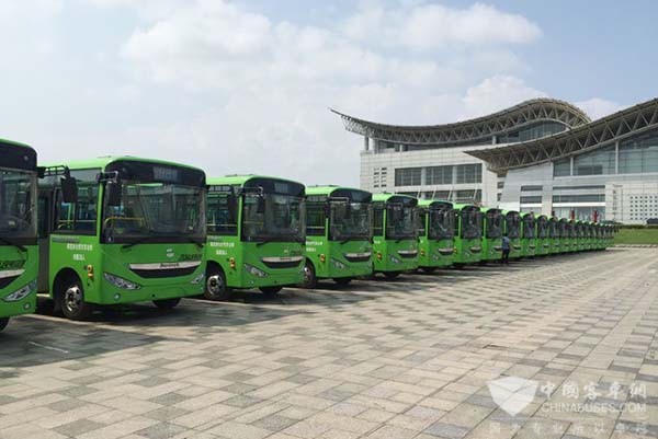 山東萊蕪100輛新能源環保公交車投入運營
