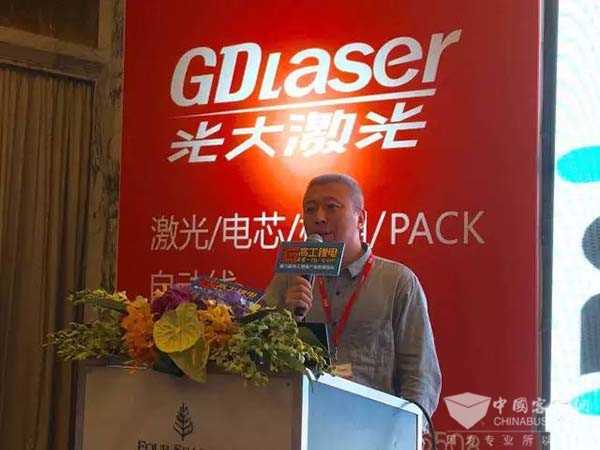 南京金龍應對客車純電動化糾結下的三大應對策略
