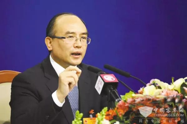 深圳市長：明年1.6萬輛公交車全部更換電動車