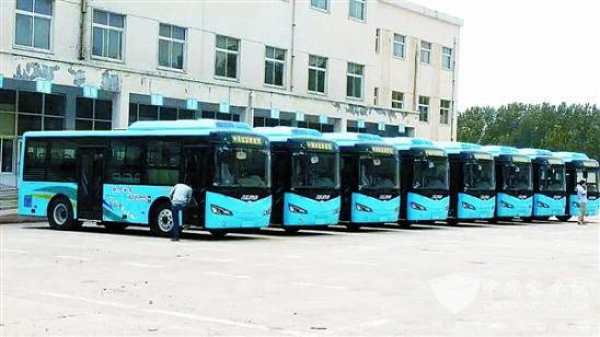 河南：新能源公交車亮相汝南城