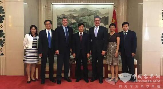 康明斯總裁走訪中國交通部 或促進一步合作