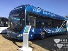 百人會現場展示的宇通燃料電池城市客車
