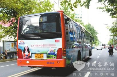 四川：成都公交車車身逐步取消商業廣告