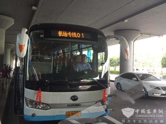 重慶公交機場專線開通 車上配免費WiFi 票價10元