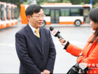 搭載機器人的300臺中車時代電動車純電動客車交付