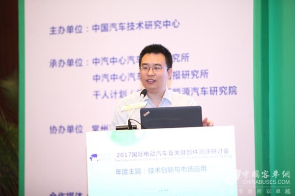 李飛強：電動客車安全性能關鍵技術開發及法規的測試評價