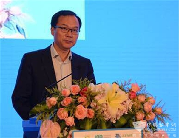 能源局黃學農：加快充電基礎設施建設 支撐電動汽車發展