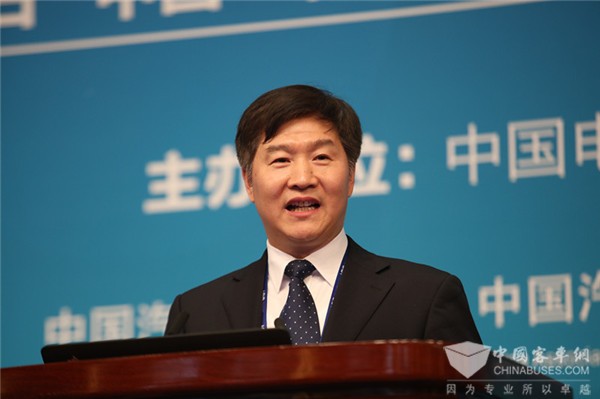 百人會|劉小明：推進自動駕駛和新能源汽車發展的三點意見