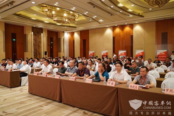 助推校車發展從有到優，安凱美麗中國行江城論道