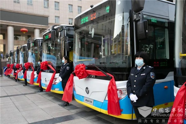 打造綠色品質(zhì)交通！福田歐輝純電動公交車批量交付河南商丘