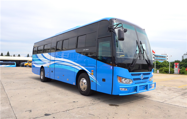 填補當地校車市場空白！120臺金旅校車裝船赴加納