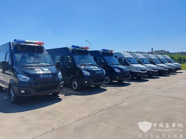 南京依維柯 遼寧公安系統 歐勝警用車