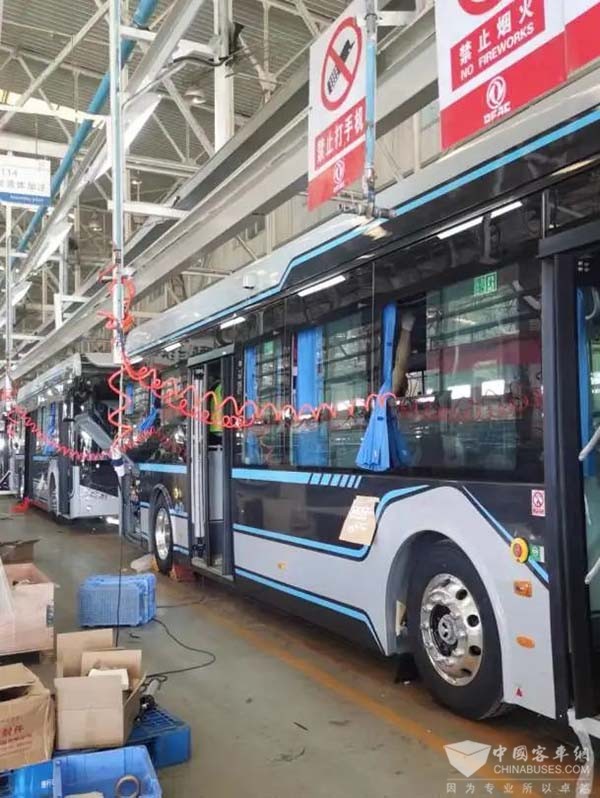 東風汽車股份 東風天翼 純電動 低地板城市客車