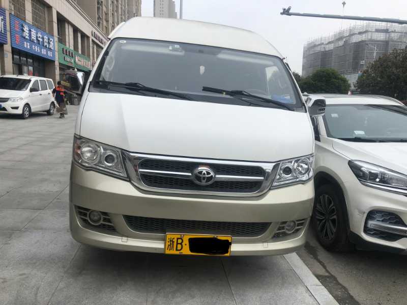 14座金龍仿海獅客車