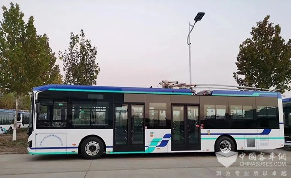 凱博易控 無軌電車 集電架 自動升降