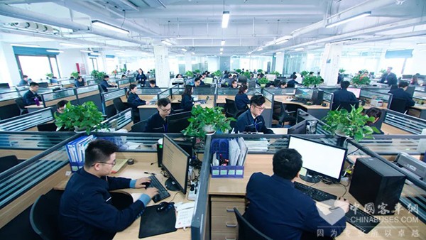 森鵬電子 鄭州日報 商用車行業 探路先鋒