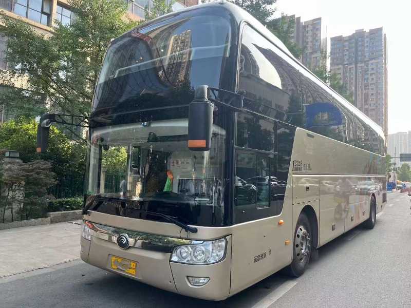 2017年4月 大高二營運檔案國五2+1型37座宇通6126氣囊中門車