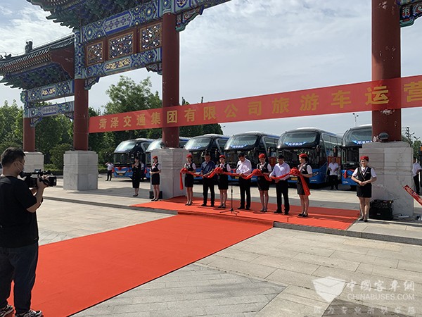 中通客車 菏澤市 13米 旅游大巴 客運業(yè)務 轉(zhuǎn)型升級