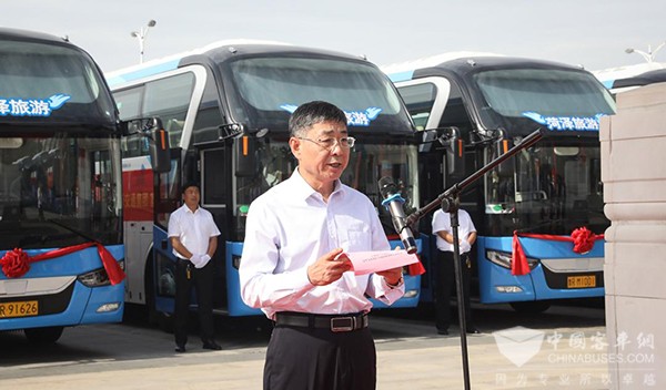 中通客車 菏澤市 13米 旅游大巴 客運業(yè)務 轉(zhuǎn)型升級