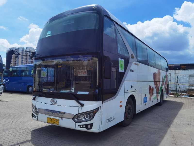 2015年12月 兩臺同款55座大金龍6119氣囊中門旅游車