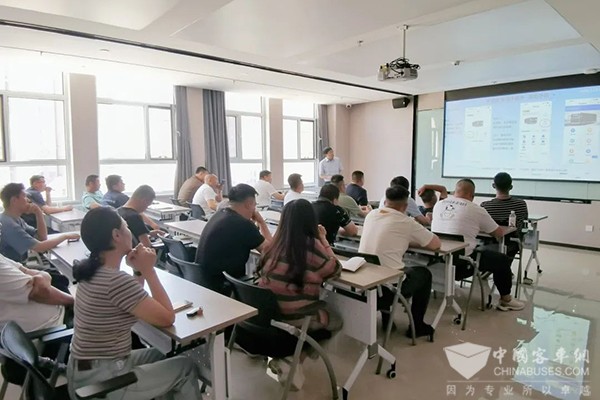 宇通客車 安睿通 天安公交 智能管理系統 安全運營