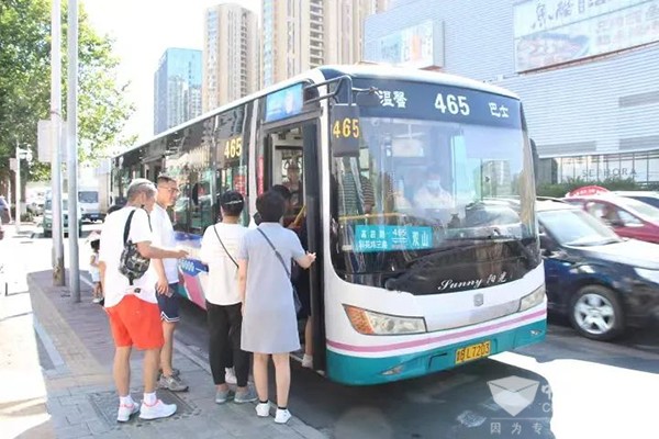 城市公共交通  系統發展 創建公交都市 公交優先