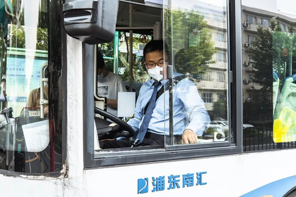 如何在夏季多變惡劣的天氣下安全行車？您值得關注