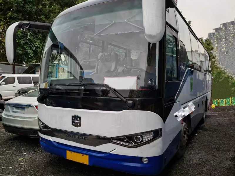 2021年6月 國六24座2+1商務座椅中通6706氣囊旅游車