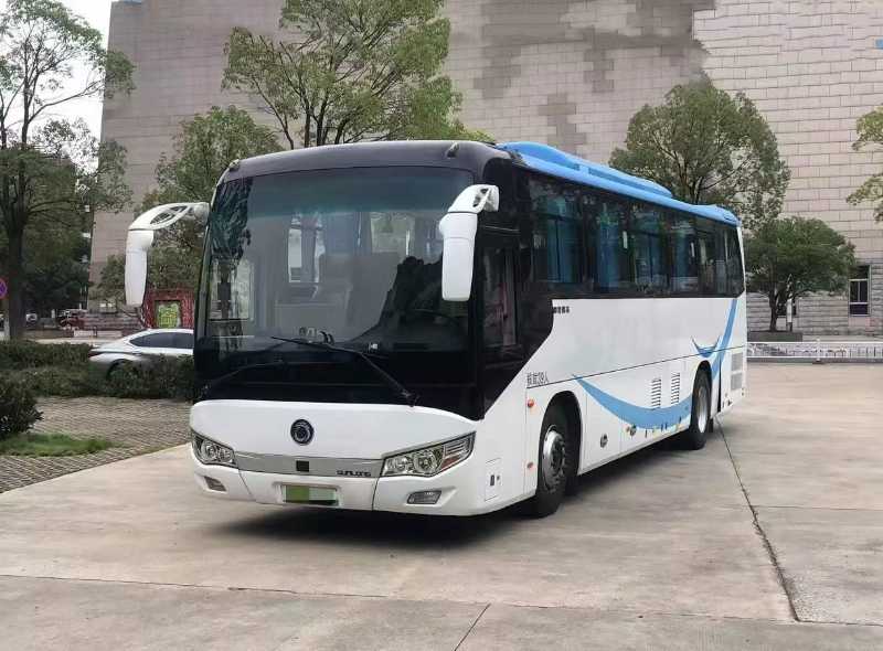 2018年12月 兩臺有公告11米39座鍋爐暖氣申龍6118氣囊車