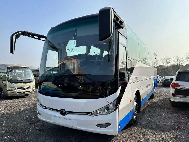 2022年5月 準新國六50座非營運宇通7系新款6117客車