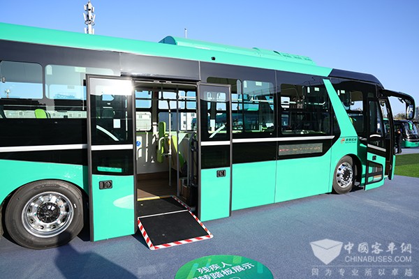 整車產品2023 福田歐輝 新型通學車 客車技術創新 應用成果獎