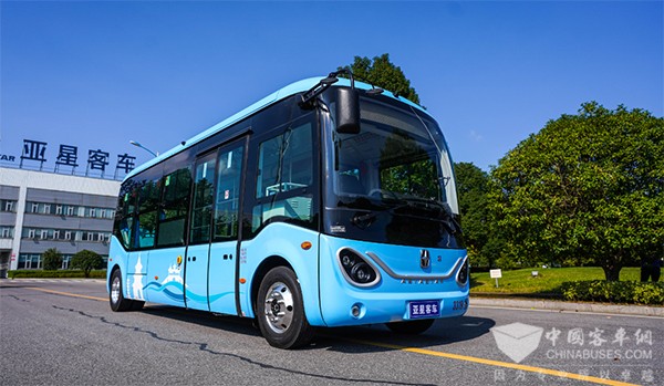 整車(chē)產(chǎn)品2023 亞星客車(chē) JS6708GHBEV 純電動(dòng) 低入口 城市客車(chē)
