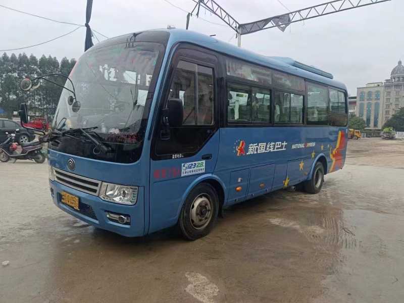 2020年9月 中型中級(jí)19座國五19座宇通6729客車