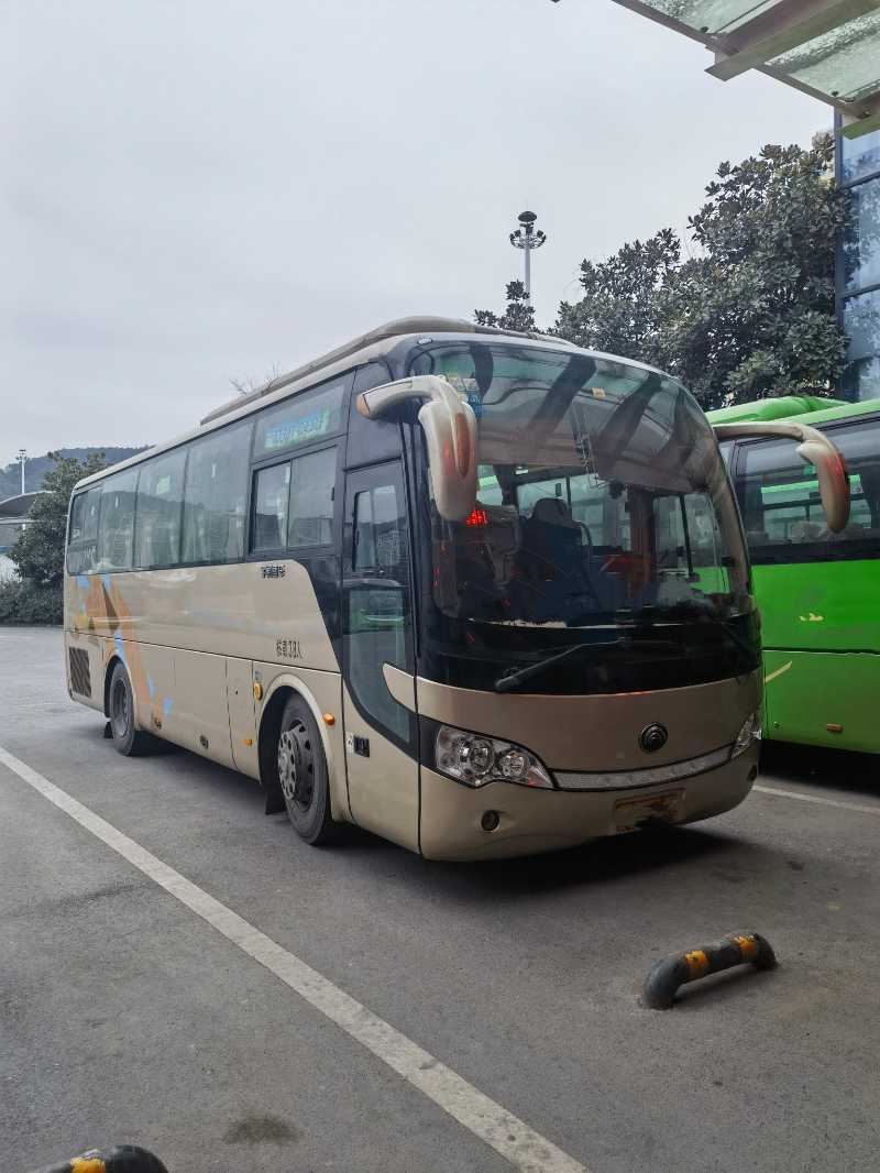  國五38座宇通6908氣囊暖氣安全門客車