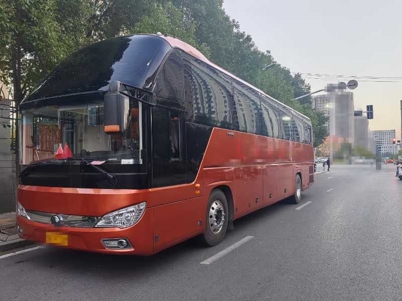 2018年3月 非營運國五54座東北高寒配置高配宇通6122中門車