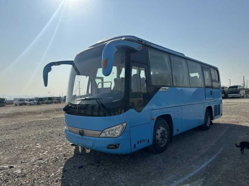 2018年 國五34座非營運宇通6816暖氣車