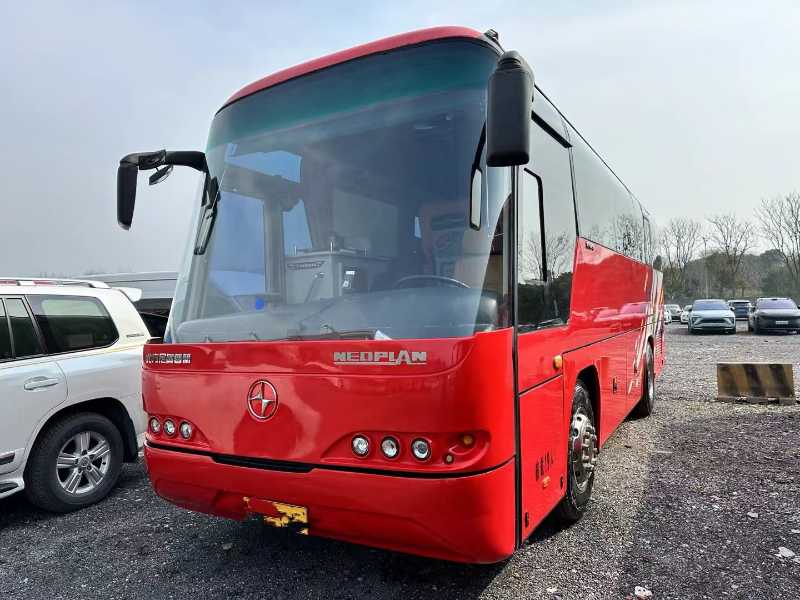 2017年非營(yíng)運(yùn)19座超豪華3米19座北方6903客車