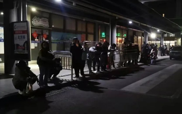 溫暖最后一公里 貴陽公交網(wǎng)格員靈活調(diào)度