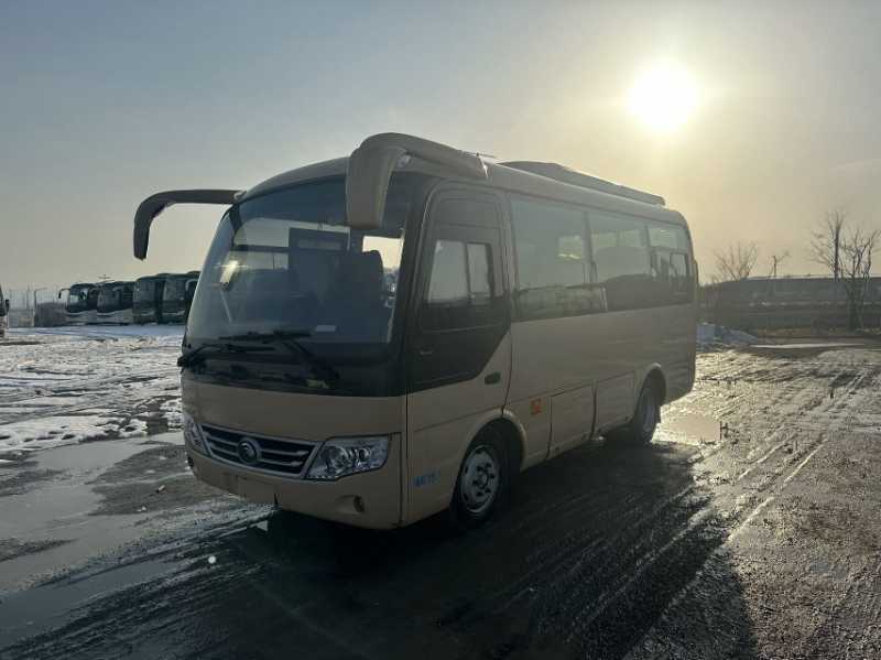  國五19座非營運鍋爐暖氣外擺門宇通6609 