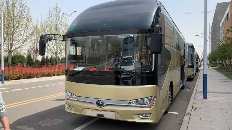 2021年8月 國六東北配50座新款宇通6128原版旅游車 