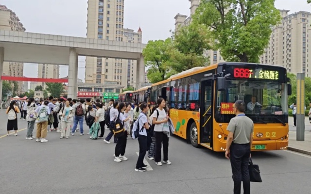 護航廣大學子 泰興公交圓滿完成2024年中考運輸保障任務(wù)