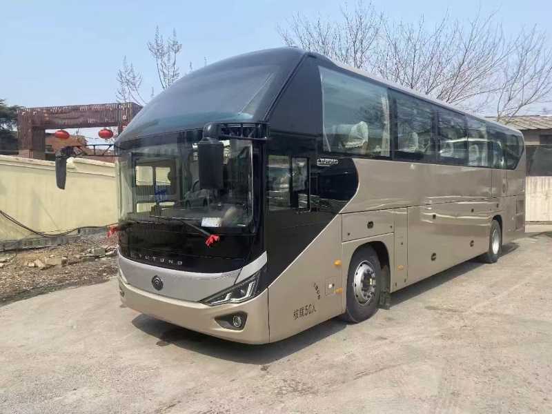 2022年2月 隨時(shí)雙檔東北配國六50座新款宇通6120氣囊車