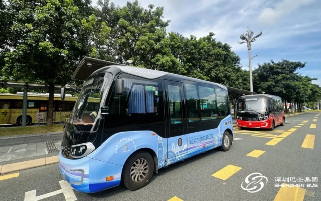 起猛了！深圳有自動(dòng)駕駛公交了，就在前海！