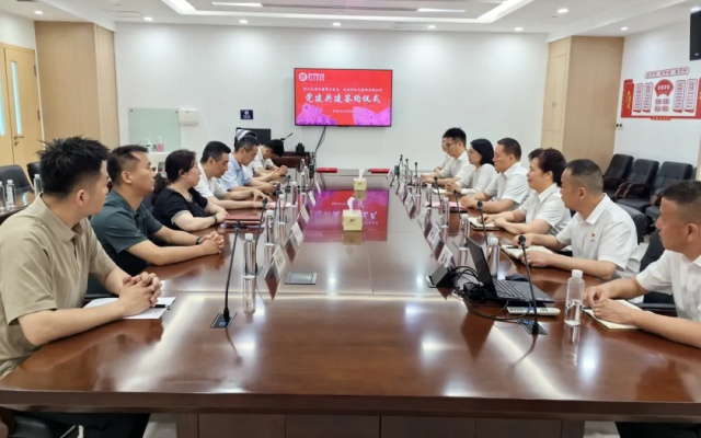 圈出公交便民服務微幸福 蘇州公交985路公交車正式開通啦！