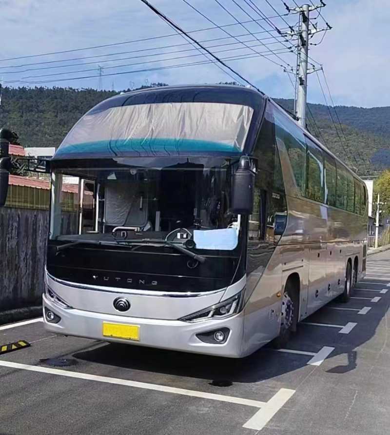 2021年6月 國五東北配置56座后吊輪宇通6137氣囊車