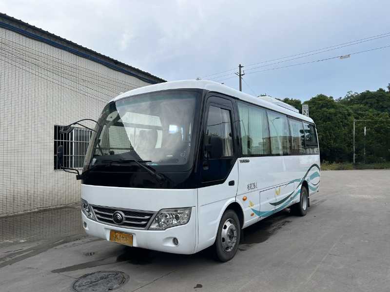 2022年9月 兩臺(tái)國(guó)六26座非營(yíng)運(yùn)宇通6729客車 