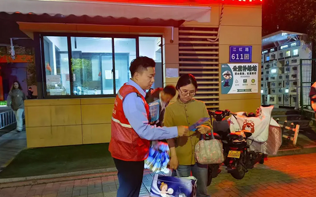 杭州公交開通地鐵接駁線 加速上班族通勤并享票價優惠